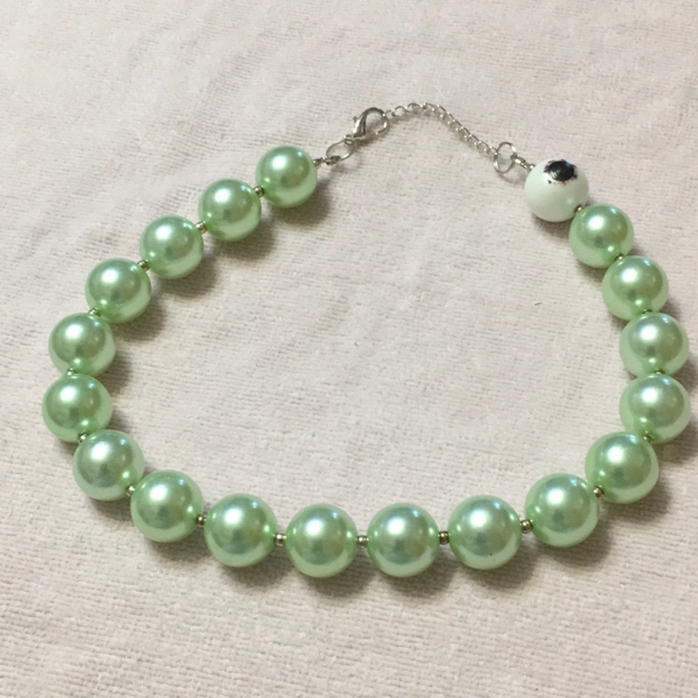 Mint green Chunky Bead Necklace. 20”